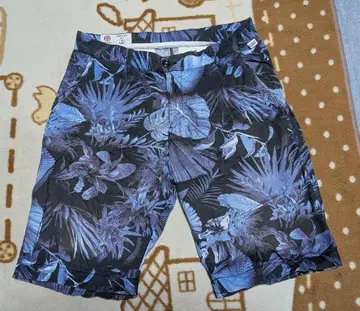 FRANKLIN MARSHALL 트로피컬 패턴 숏팬츠