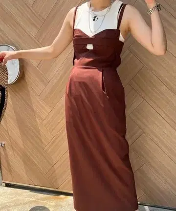 MEDI LAYERED SUSPENDER I LINE SKIRT