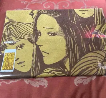 이토 준지 전시회 멀티 태피스트리 노렌