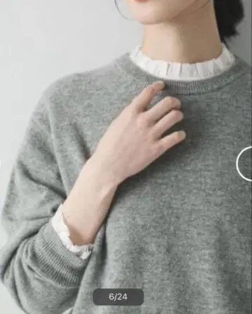 새상품 어반 리서치 프릴 디자인 시어 티셔츠