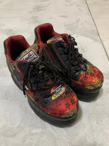 YOSUKE JAPAN 일본풍 패턴 통굽 스니커즈