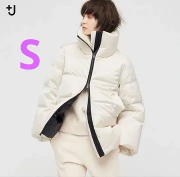 UNIQLO J 화이트 다운 자켓 스탠드 카라