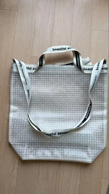 새상품급 정가 13700엔 beautiful people 메쉬 숄더백