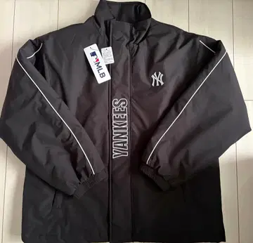 새상품 M 사이즈 MLB 양키스 패딩 자켓 블랙