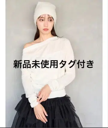 스나이델 드레이프 니트탑