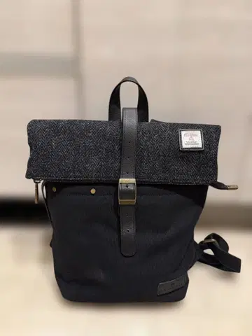 [ 가격 인하 ] Islander HarrisTweed 캔버스 백팩