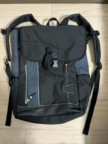 moustache 백팩 네이비 블랙