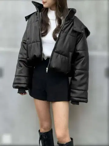 후드 부착 가죽 패딩 자켓 GRL