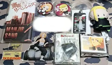 도쿄 리벤저스 캔뱃지 아크릴 스탠드 키링 스마트폰 케이스 봉제인형