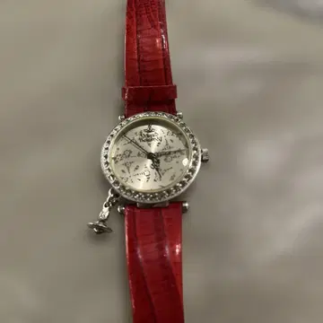 비비안 웨스트우드 손목시계