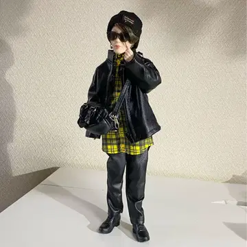 BTS 마텔 인형 의류 블랙 페이크 가죽 자켓 & 팬츠 2세트