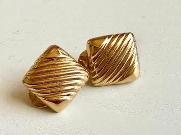 골동품 MONET 스퀘어 골드 컬러 사선 라인 vintage 귀찌