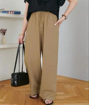 DISCOAT 인기! 드레이프감 이지 팬츠