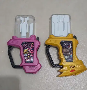 DX 마이티 액션 X 드래곤 나이트 헌터 Z 가샤트 세트