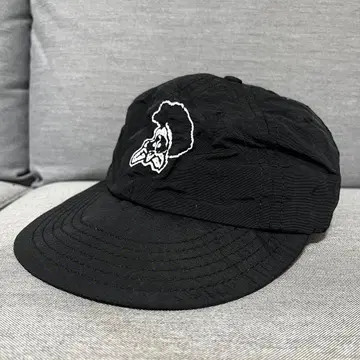 [ 새상품급 ] Uxe Mentale 치킨 햇 캡