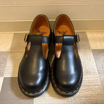 닥터마틴 T바 신발 23cm