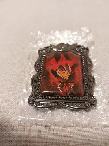 해즈빈 호텔 이케부쿠로 파르코 액자 스탠드 알래스터