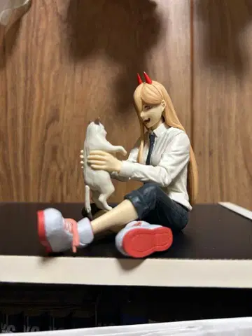 체인소 맨 파워와 고양이