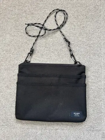 BEAMS 숄더백