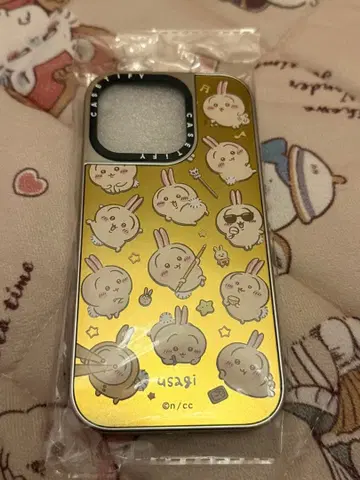 치이카와 (먼작귀) 토끼 iPhone 케이스