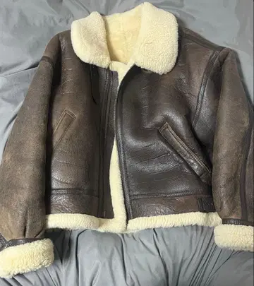 가죽 보아 자켓 다운 avirex b-3 ma1