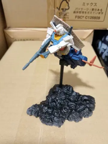 반다이 건담 S.O.G Ex4 건담+B 부품