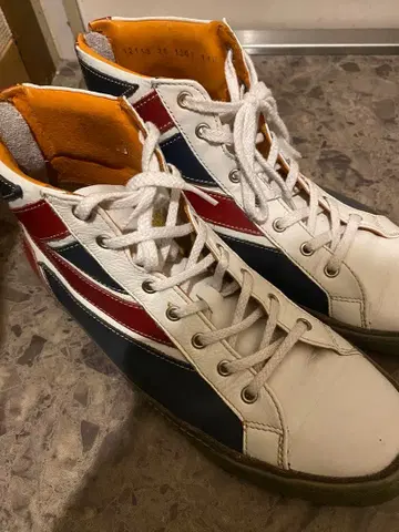 CASTELBAJAC 가죽 신발 스니커즈