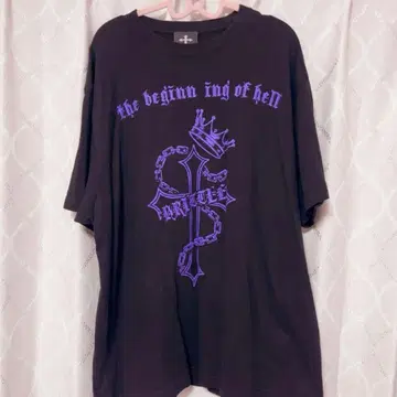 brittle KRY 롱T 블랙매력