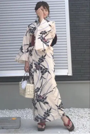 그레일 GRL 블러 처리된 플라워 레트로 유카타 만들기 오비 세트