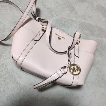 MICHAEL KORS 라이트 핑크 숄더백