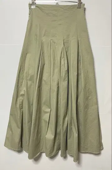 홀메 롱 턱 플레어 맥시 스커트