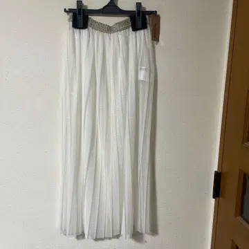 Rie Miller (노리즈) 화이트 플리츠 샤샤 스커트 38