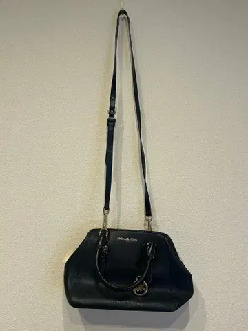 MICHAEL KORS 블랙 숄더백