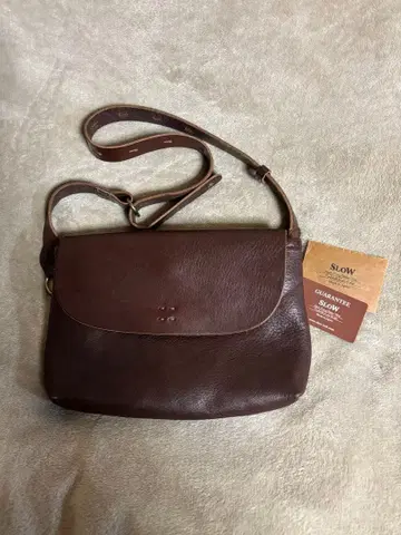 SLOW& CO 브라운 가죽 숄더백