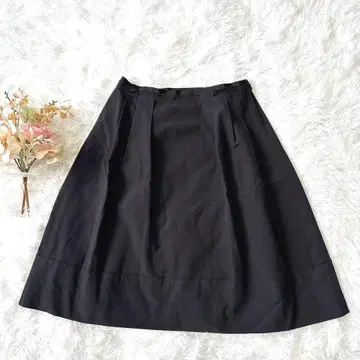 [새상품] 이네드 플레어 스커트 무릎 기장 블랙 L 일본제 고급 심플