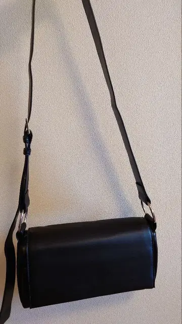 블랙 숄더백 가죽 캔버스