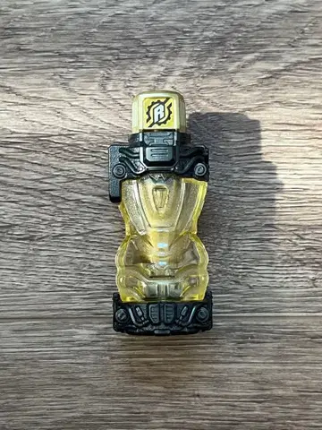 DX 골드 토끼 풀보틀 가면라이더 빌드 변신 아이템