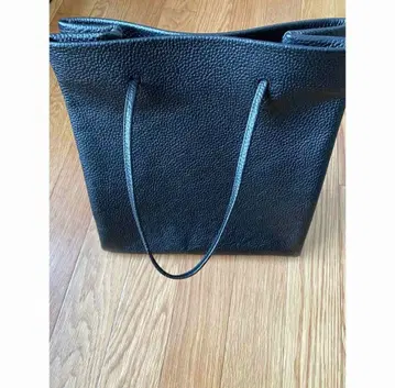 신진공방 성인 가죽 토트백 레더 토트 블랙 에코 메루카리 택배만