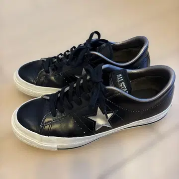 [일본제] 컨버스 원스타 가죽 블랙 실버 US8