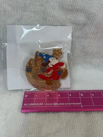 미키마우스 GODIVA 오리지널 판타지아 85주년 핀 배지