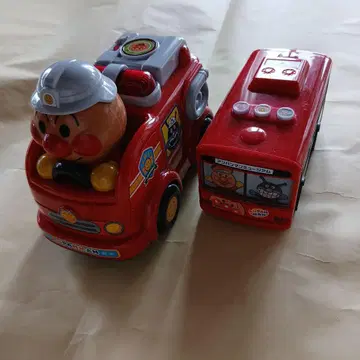 호빵맨 소방차 완구