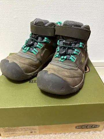 KEEN 18.5cm 등산화 트레킹