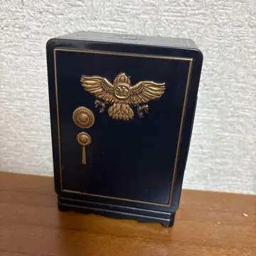 지브리 파크 센과 치히로 금고 캔 빈 캔