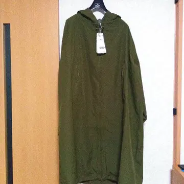 H&M(에이치앤엠) MOVE 쉘 코트 사이즈 XS 미사용