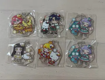 가챠 비밀의 아이프리 x 산리오 아크릴 키링 6개
