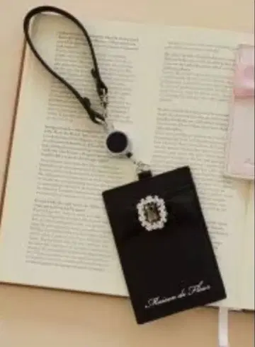 Maison de Fleur 패스 케이스 블랙