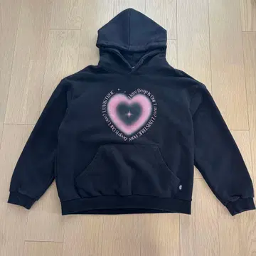LUVISTRUE black pink 후드티 하트 무늬