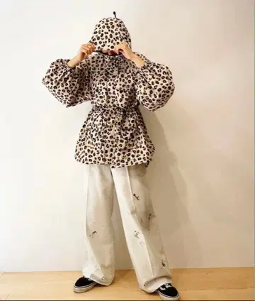 HOLIDAY 레오파드 나일론 자켓