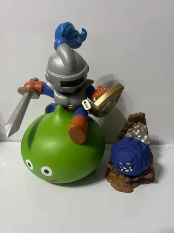 드래곤 퀘스트 슬라임 기사 입체 몬스터 피규어 2개 묶음 판매