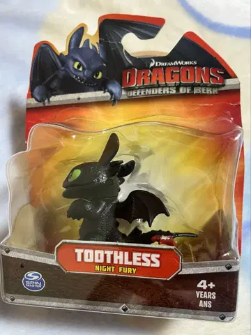 드래곤 투슬리스 피규어